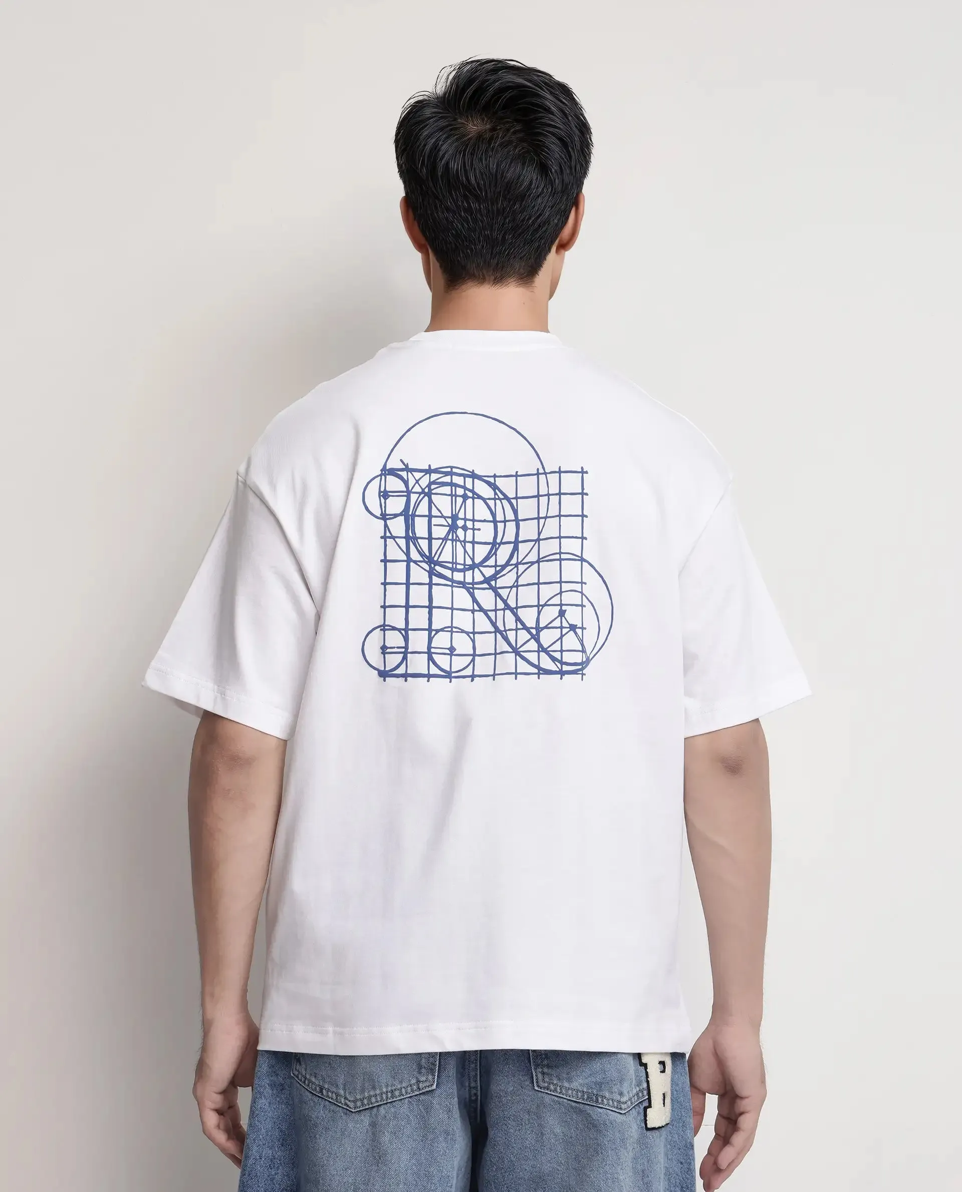 Rare Rabbit Men Geon White Cotton Fabric Short Sleeve Crew Neck Slip-On Oversized Fit Graphic Print T-Shirt