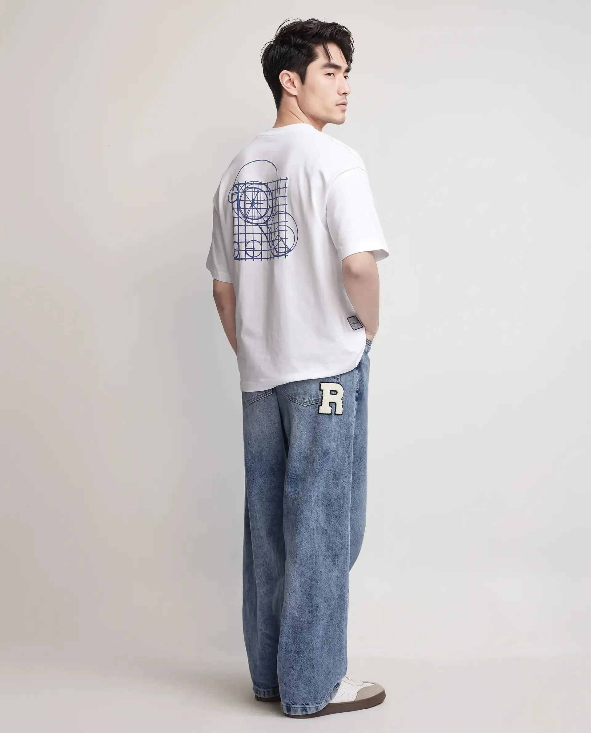 Rare Rabbit Men Geon White Cotton Fabric Short Sleeve Crew Neck Slip-On Oversized Fit Graphic Print T-Shirt