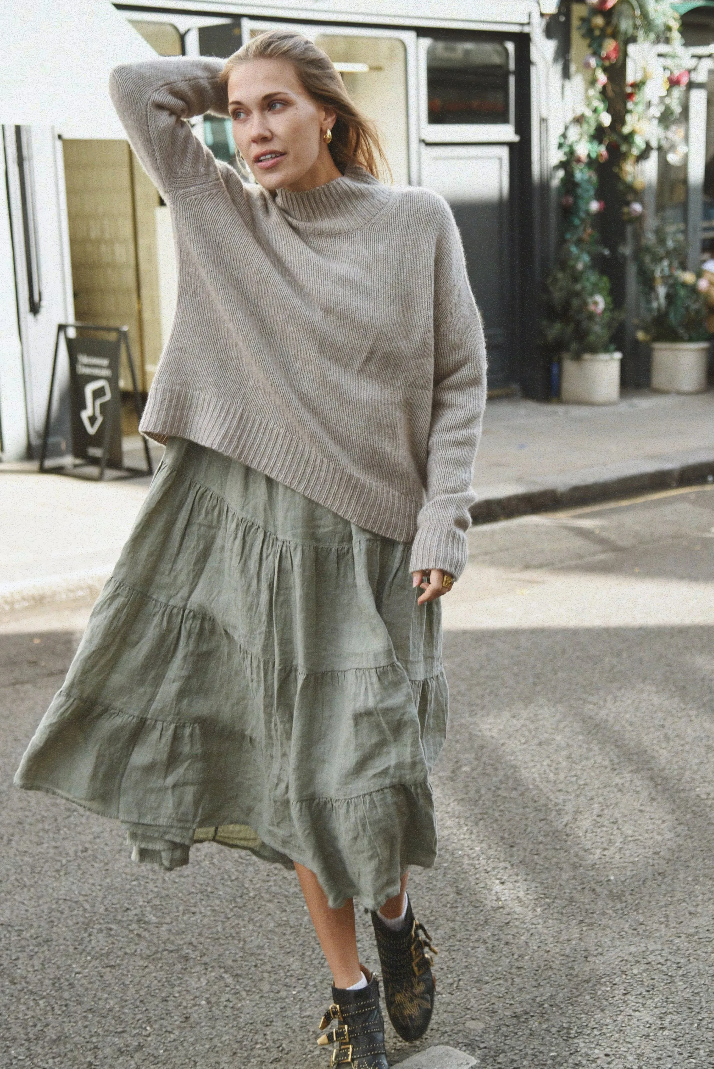 The Cashmere Carmel Sweater // Nutmeg